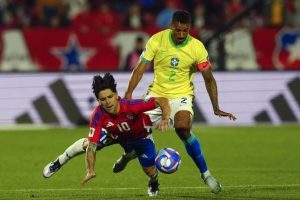 laga-sengit-chile-vs-brasil-selecao-amankan-kemenangan-2-1-lewat-aksi-comeback