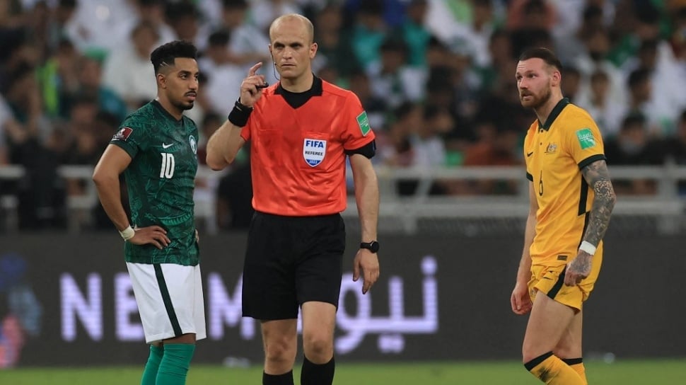 adam-makhadma-dari-yordania-ditunjuk-sebagai-wasit-utama-pertandingan-al-ahly-vs-al-ain-di-afc-elite-champions-league