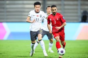 drama-kualifikasi-piala-dunia-2026-bahrain-terkecoh-oleh-china-gol-terancam-dan-kartu-merah-pemain