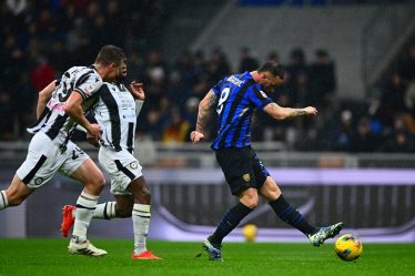 inter-milan-tundukkan-udinese-2-0-lolos-ke-perempat-final-coppa-italia