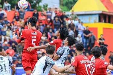 bali-united-pesta-gol-di-kandang-semen-padang-menang-telak-1-5