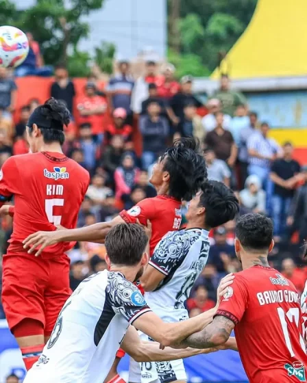 bali-united-pesta-gol-di-kandang-semen-padang-menang-telak-1-5