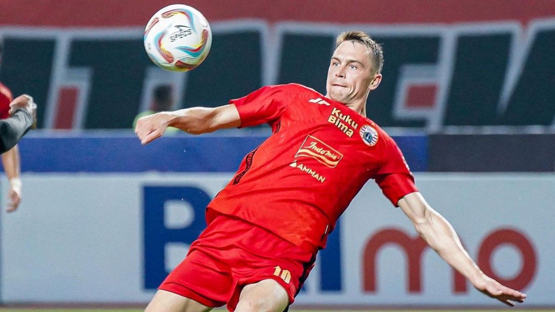 rizky-pellu-dari-kesulitan-di-polandia-hingga-bersinar-di-dewa-united-maciej-gajos-puji-perkembangannya