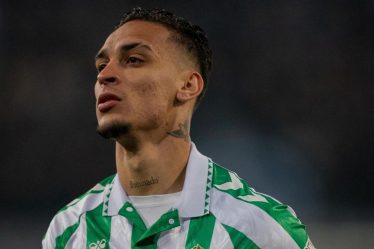 antony-bersinar-lagi-real-betis-tundukkan-real-sociedad-dengan-skor-telak-3-0
